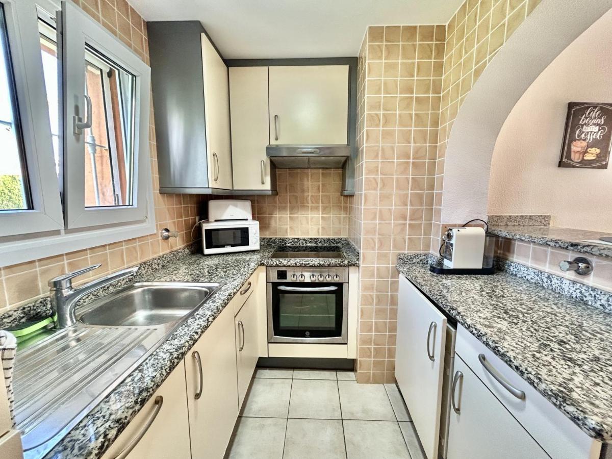 Apartamento Teresa Apartment โอลิบา ภายนอก รูปภาพ
