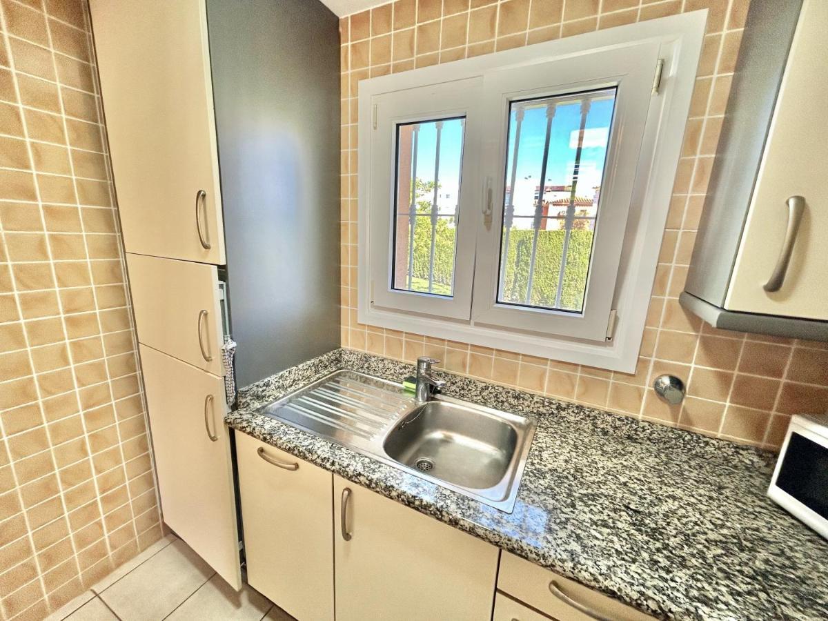 Apartamento Teresa Apartment โอลิบา ภายนอก รูปภาพ