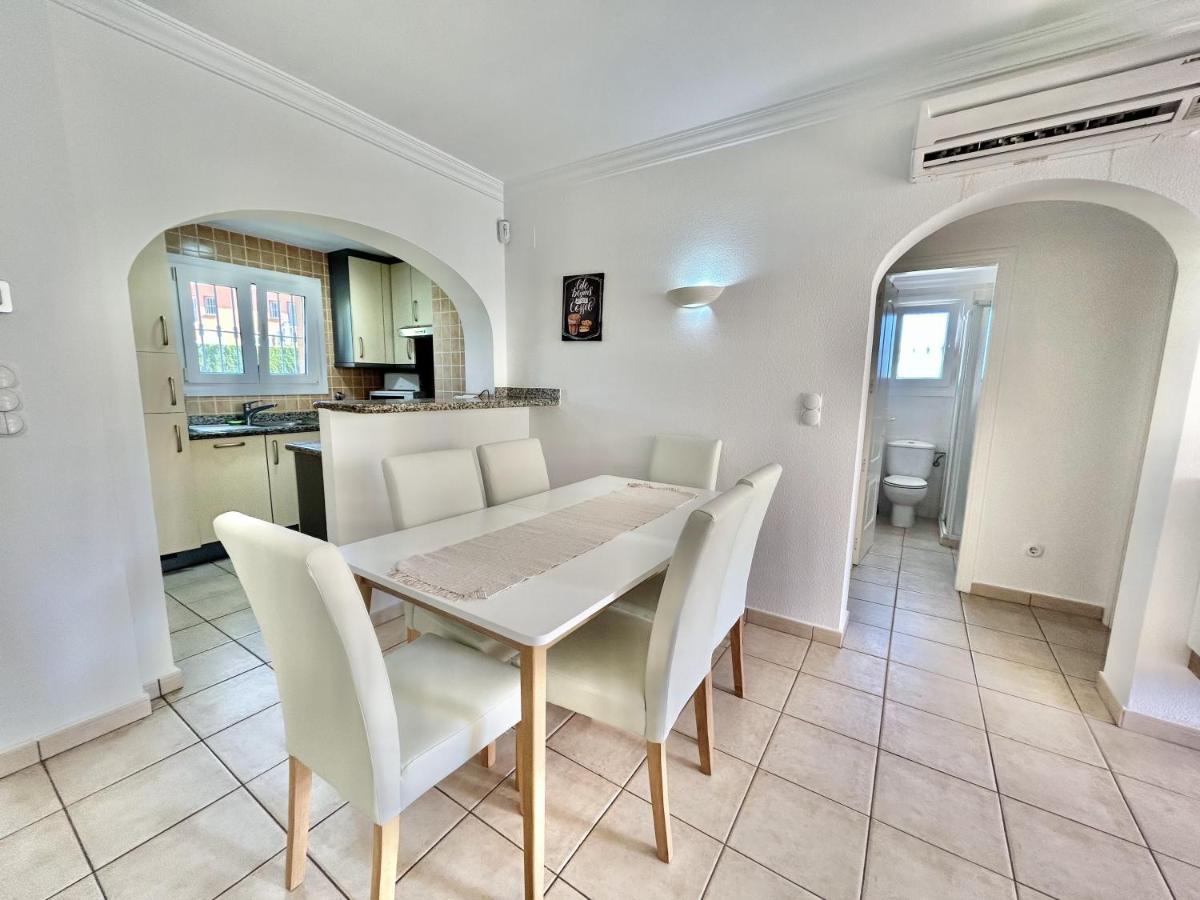 Apartamento Teresa Apartment โอลิบา ภายนอก รูปภาพ
